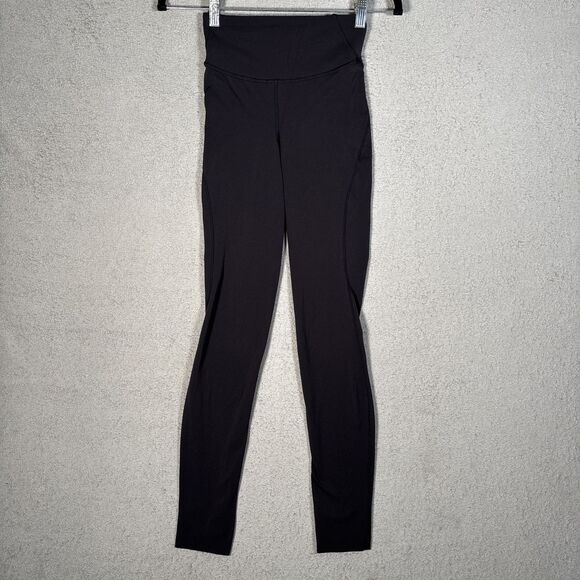 Lululemon Women’s Size 2 Base Pace HR Tight Black Leggings Compression Yoga - Picture 1 of 12